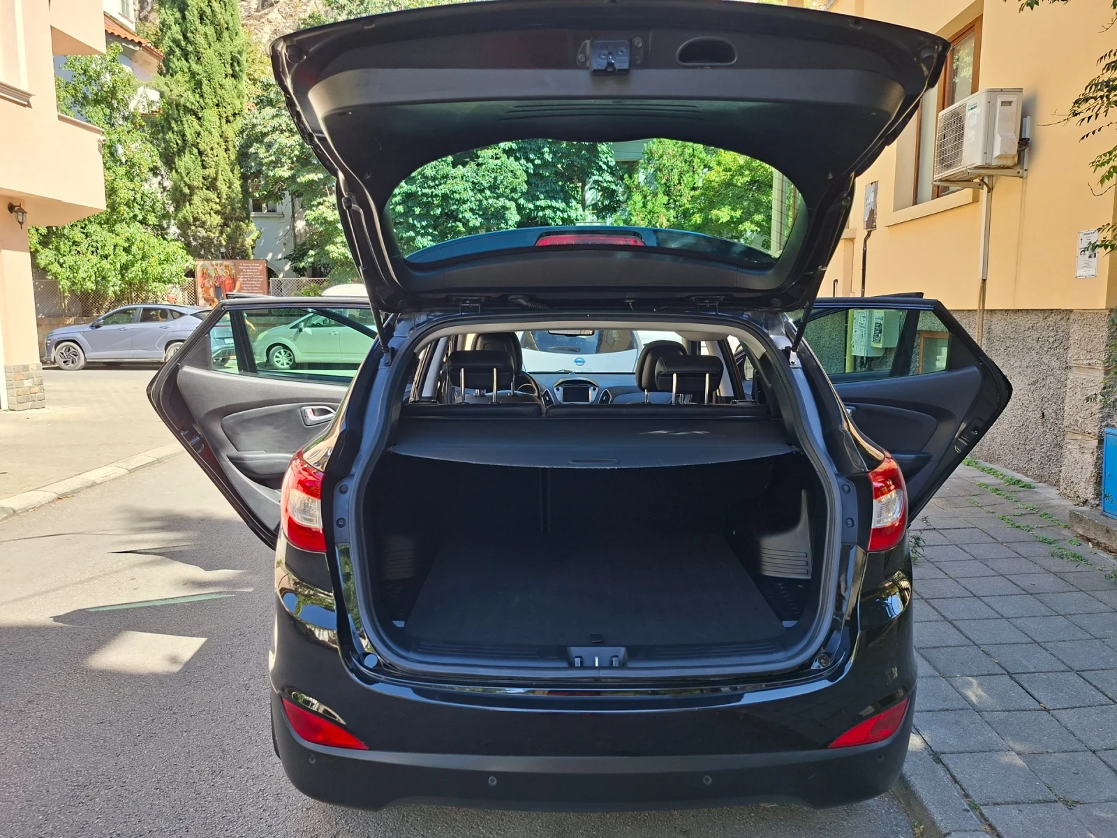 Hyundai IX35, снимка 7 - Автомобили и джипове - 55980397