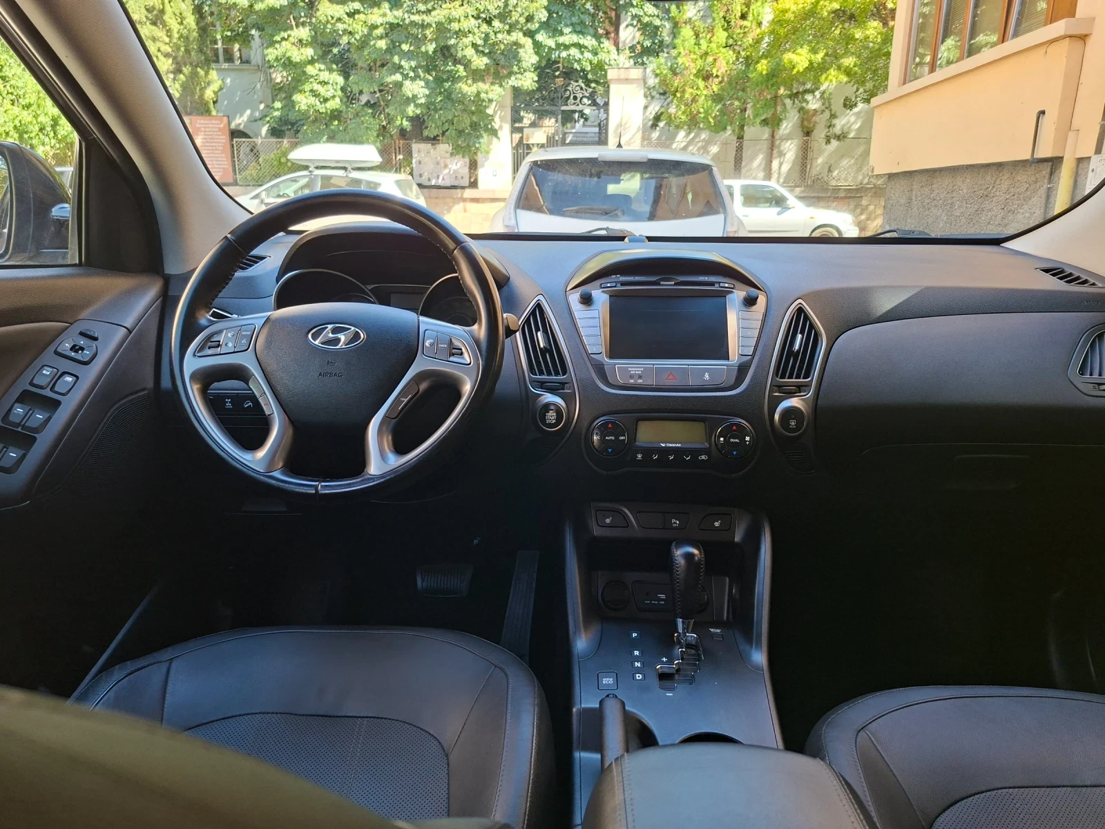 Hyundai IX35, снимка 8 - Автомобили и джипове - 55980397