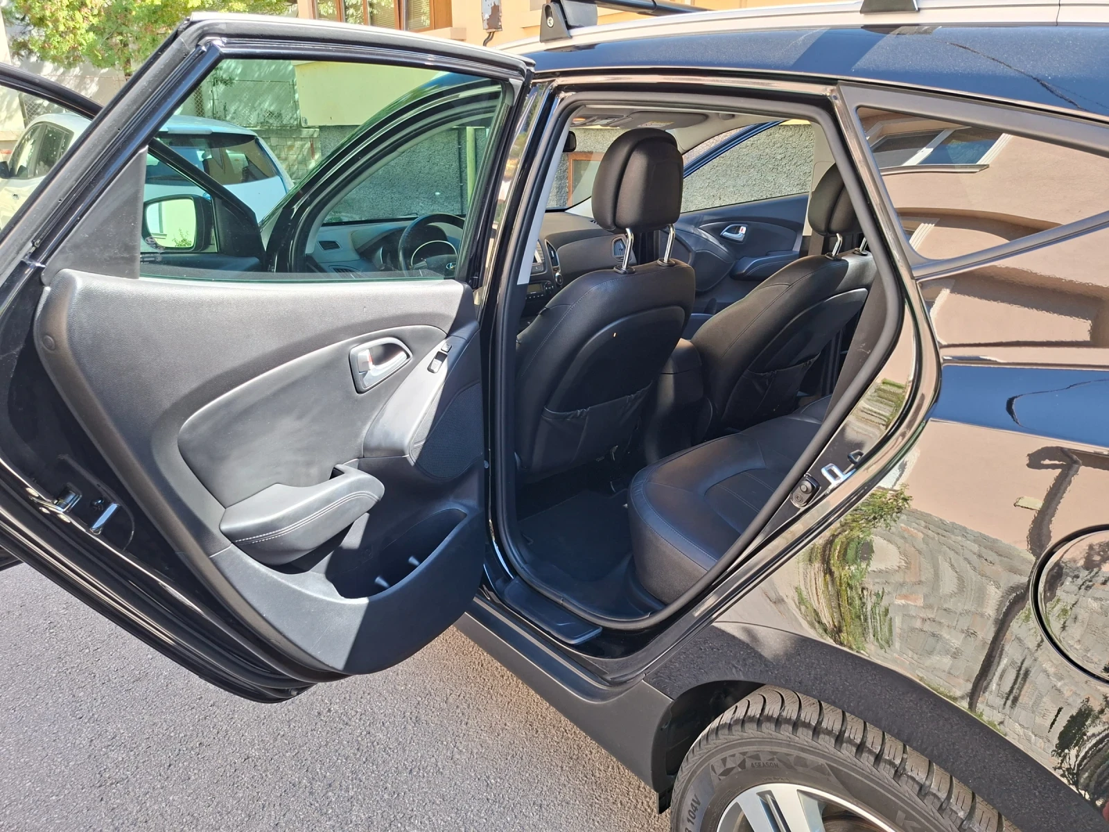 Hyundai IX35, снимка 14 - Автомобили и джипове - 55980397
