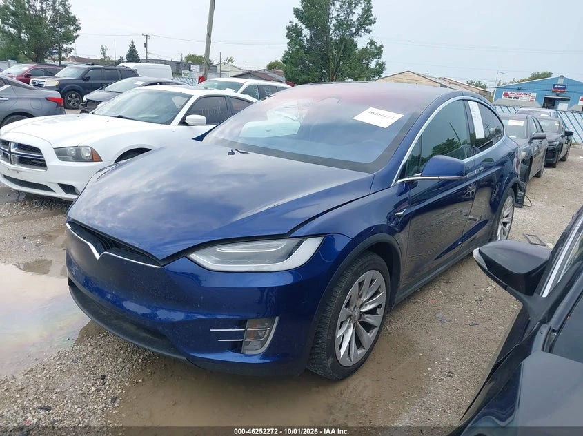 Tesla Model X 100D AWD, снимка 2 - Автомобили и джипове - 56332229