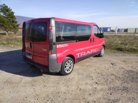 Renault Trafic 6 скорости, климатик, 8 места, снимка 7