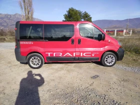 Renault Trafic 6 скорости, климатик, 8 места, снимка 8