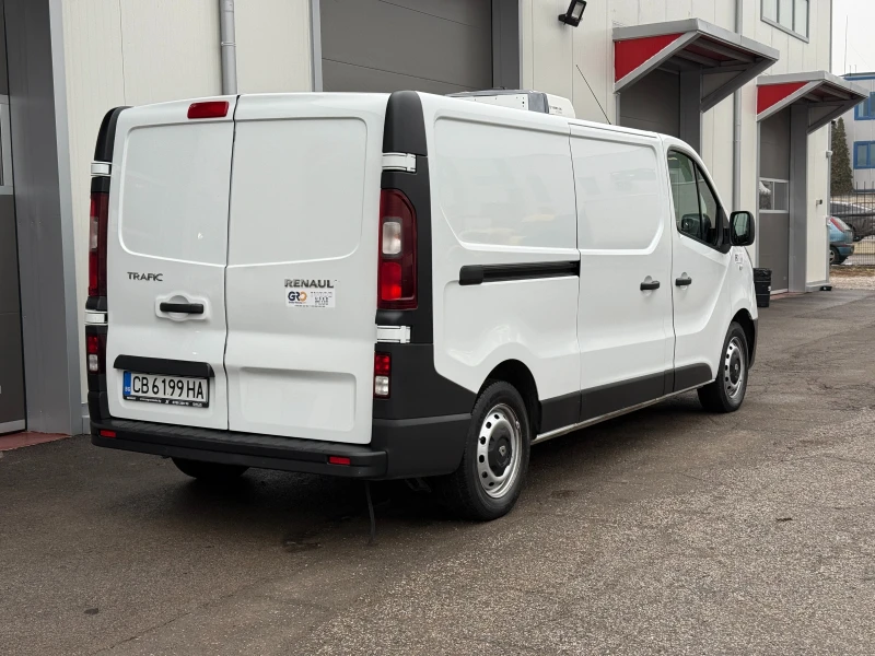 Renault Trafic, снимка 6 - Бусове и автобуси - 53233117
