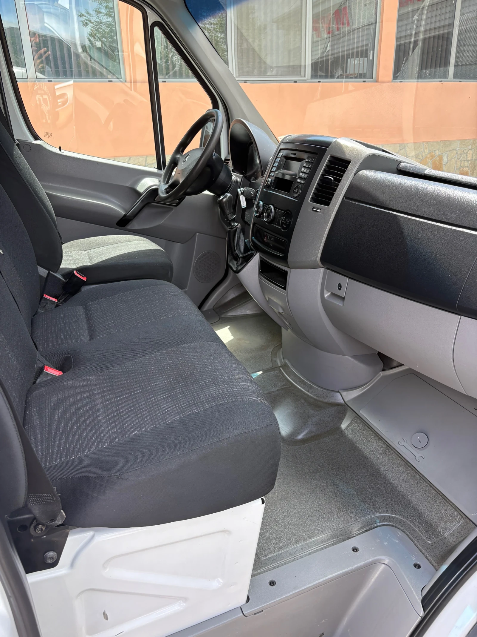 Mercedes-Benz Sprinter 313, снимка 4 - Бусове и автобуси - 54652861