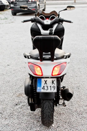     Yamaha X-max 250i