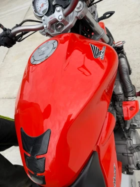 ����� �� �������� �� Honda Hornet