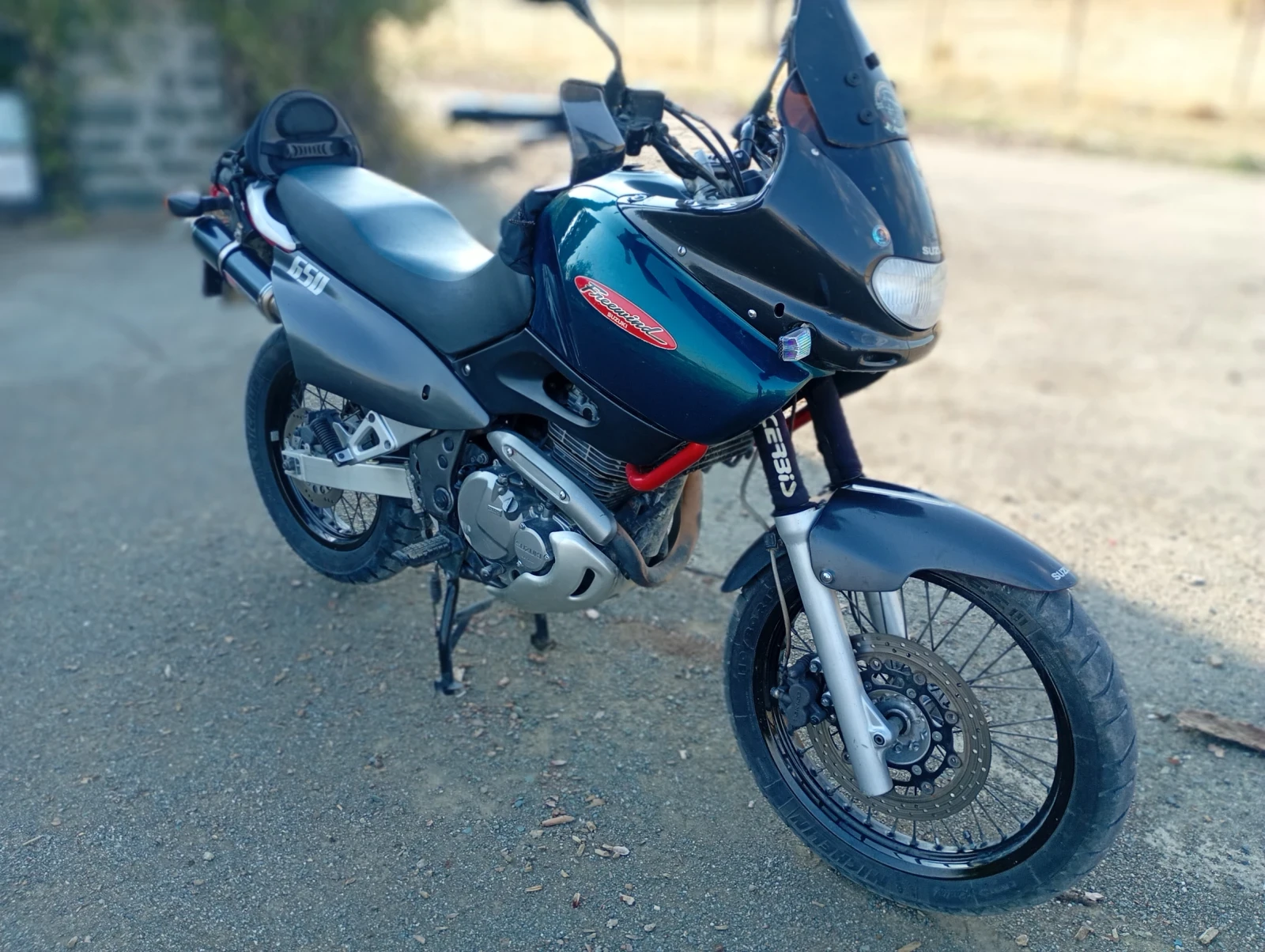 Suzuki XF Freewind 650 - изображение 4