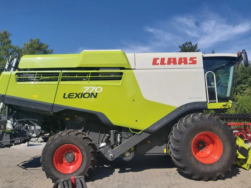 Комбайн Claas Наличен КОМБАЙН CLAAS LEXION 770 + V1080 2018 г., снимка 3 - Селскостопанска техника - 37675076