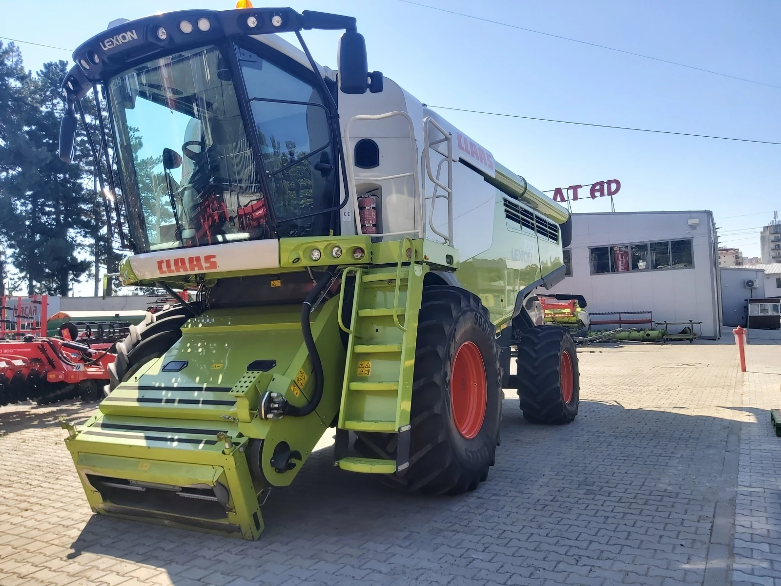 Комбайн Claas Наличен КОМБАЙН CLAAS LEXION 770 + V1080 2018 г. - изображение 4