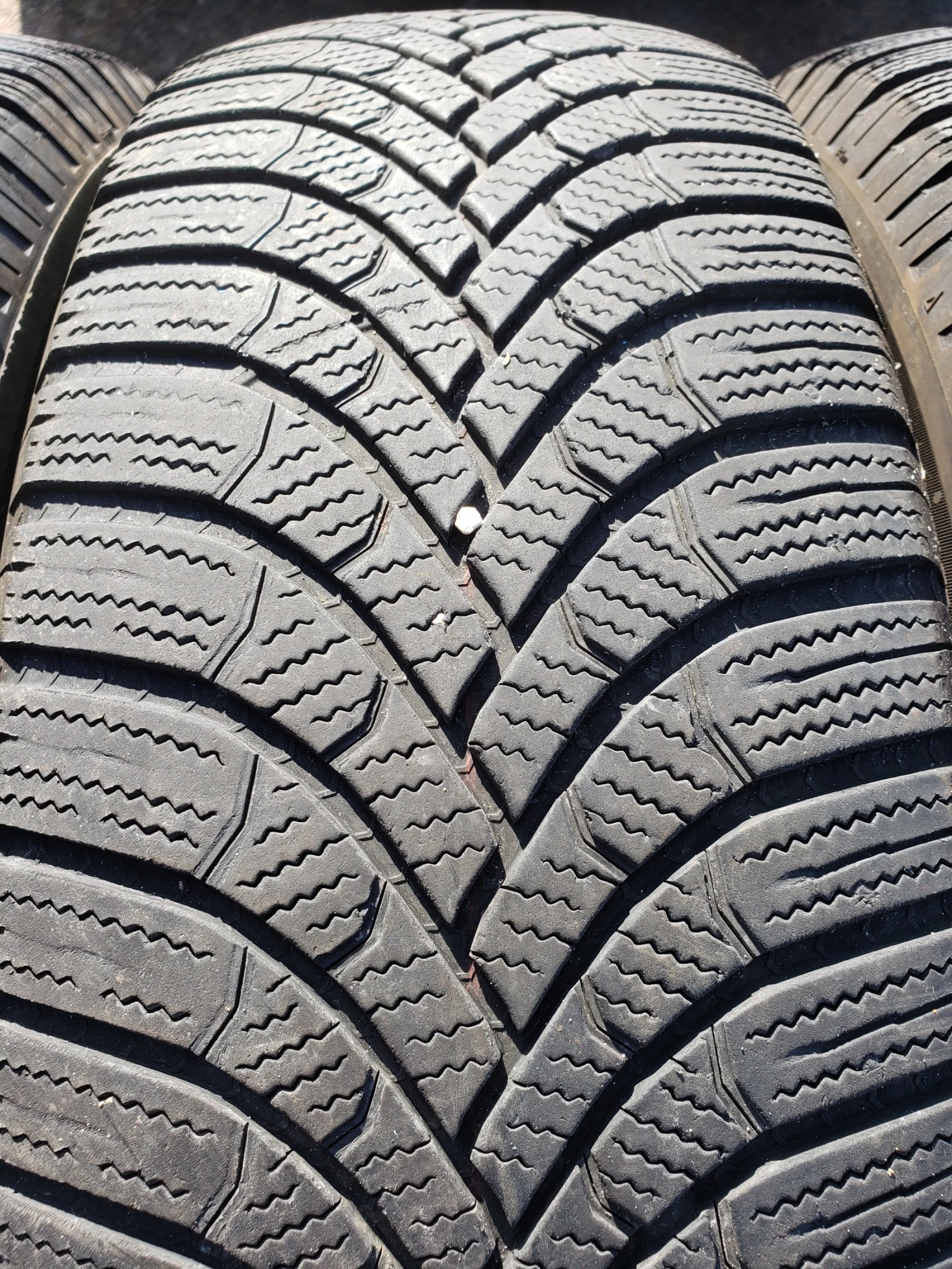 ���� 215/65R17 | Mobile.bg � ����������� 6