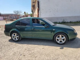 VW Bora 1.6 Газ инжекцион, снимка 3