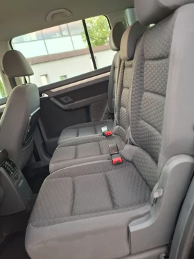 VW Touran 1.9TDI* (105кс)* FACELIFT* NAVI* НОВ ВНОС* * , снимка 17