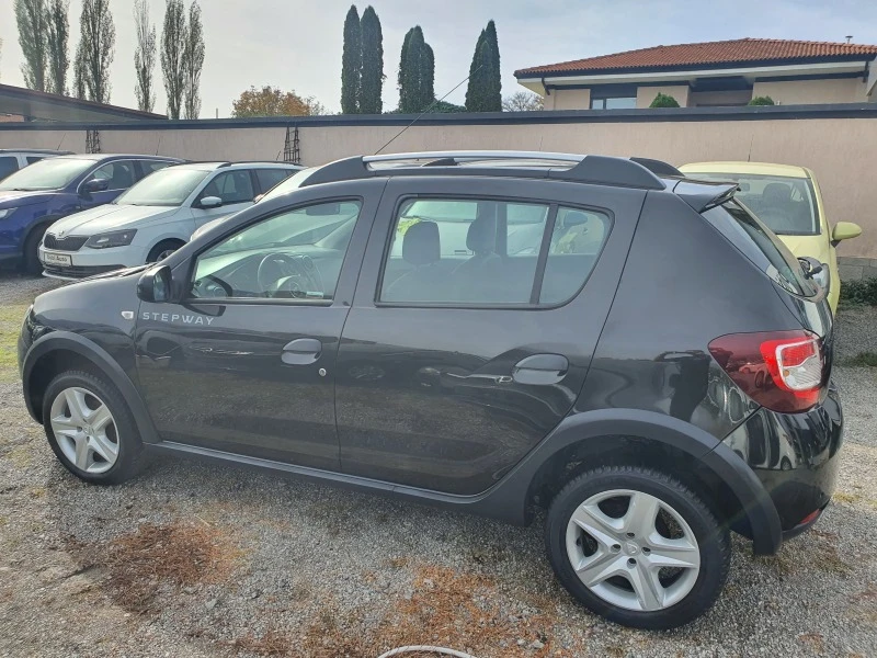 Dacia Sandero 1.5DCI STEPWAY NAVI, снимка 4 - Автомобили и джипове - 46354875