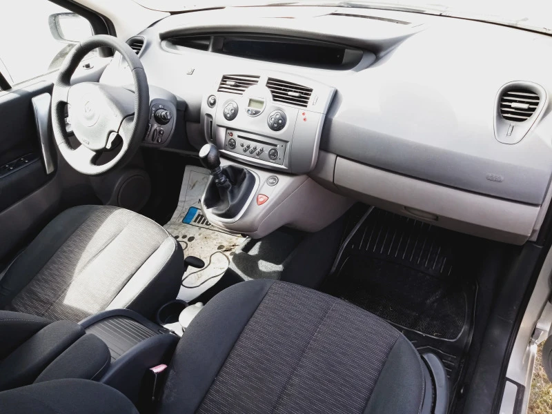 Renault Scenic 1.9tdi-130ps, снимка 9 - Автомобили и джипове - 46172747