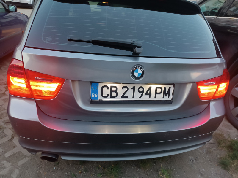 BMW 318 Фейс 143кс ЕВРО 5 ПОДГРЕВ НАВИ ПАРКТРОНИК , снимка 2 - Автомобили и джипове - 46173860