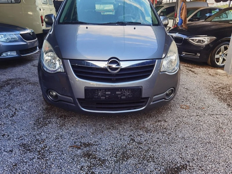 Opel Agila 1.2i Автомат , снимка 2 - Автомобили и джипове - 46401507