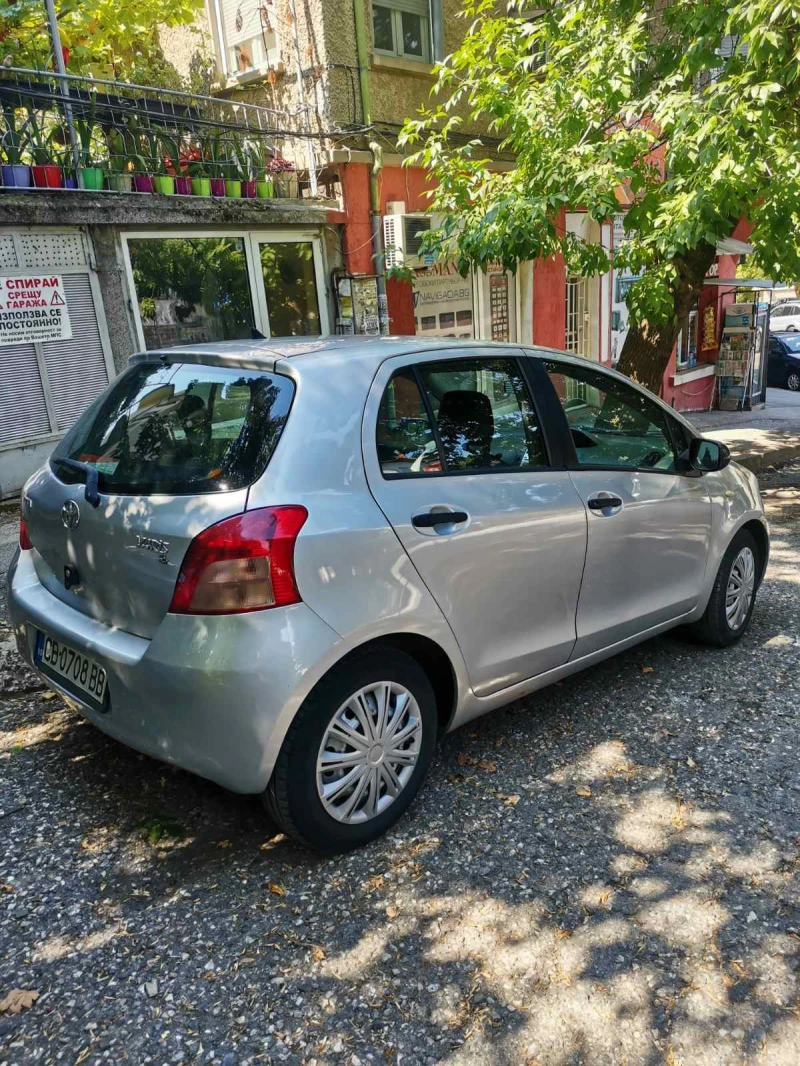 Toyota Yaris, снимка 4 - Автомобили и джипове - 46915705