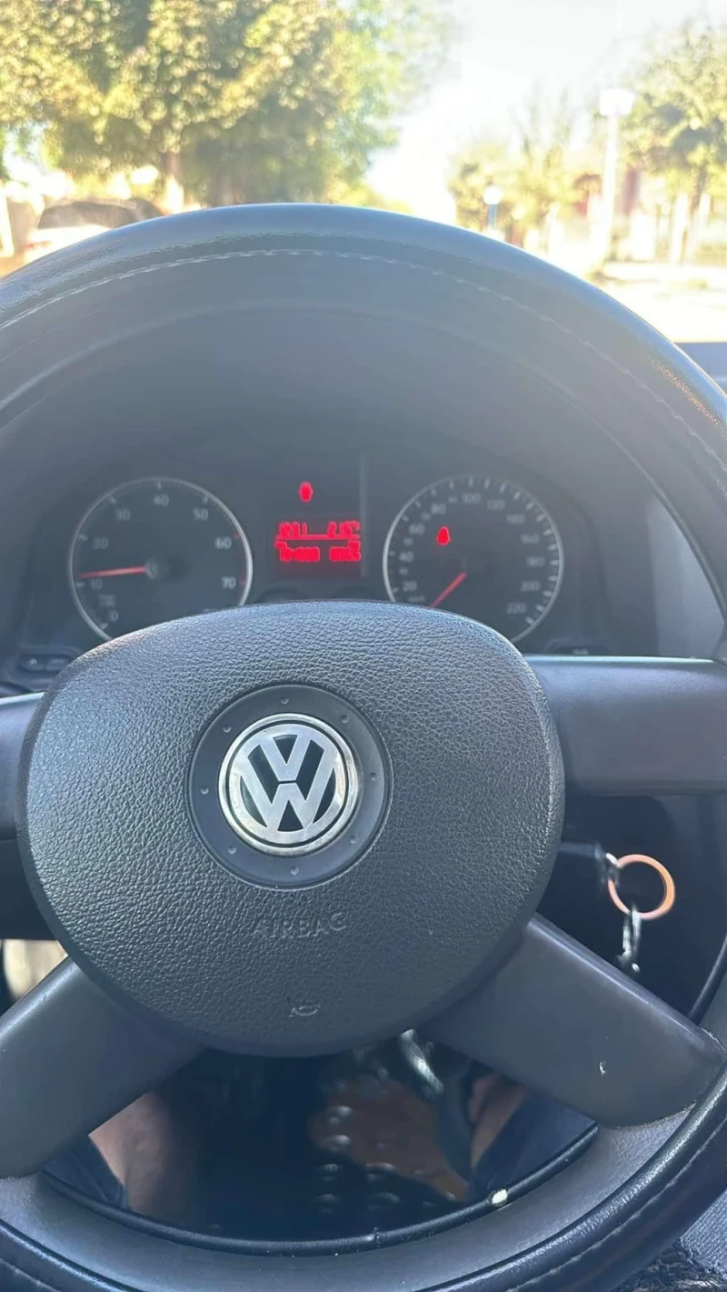 VW Golf, снимка 6 - Автомобили и джипове - 47707537