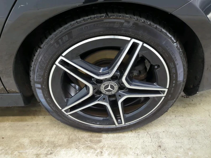 Mercedes-Benz CLA 200 Shooting Brake 200 Business, снимка 8 - Автомобили и джипове - 52649165