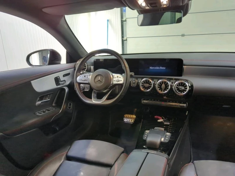 Mercedes-Benz CLA 200 Shooting Brake 200 Business, снимка 7 - Автомобили и джипове - 52649165