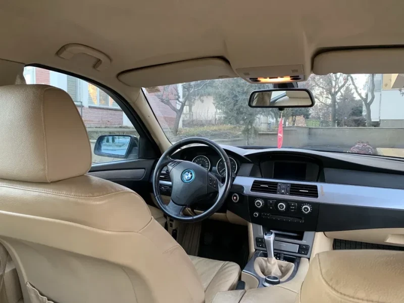 BMW 523, снимка 4 - Автомобили и джипове - 52727253