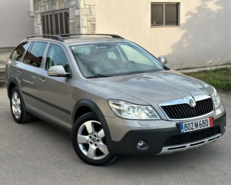 Skoda Octavia * SCOUT * 4X4 * АВТОМАТИК * СЕРВИЗНИ ДОКУМЕНТИ * 