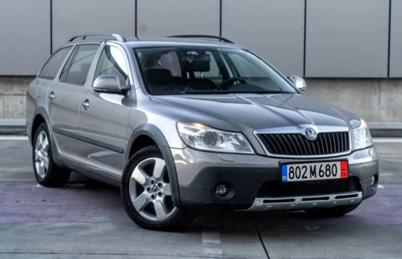 Skoda Octavia * SCOUT * 4X4 * АВТОМАТИК * СЕРВИЗНИ ДОКУМЕНТИ * 