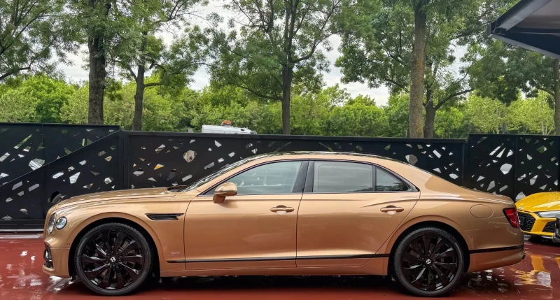 Bentley Flying Spur Hybrid 2.9 V6 AWD , снимка 5 - Автомобили и джипове - 53043210