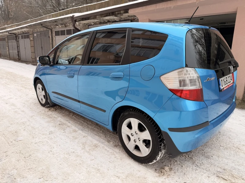 Honda Jazz 1.4i Avtomat!!!, снимка 6 - Автомобили и джипове - 53155144