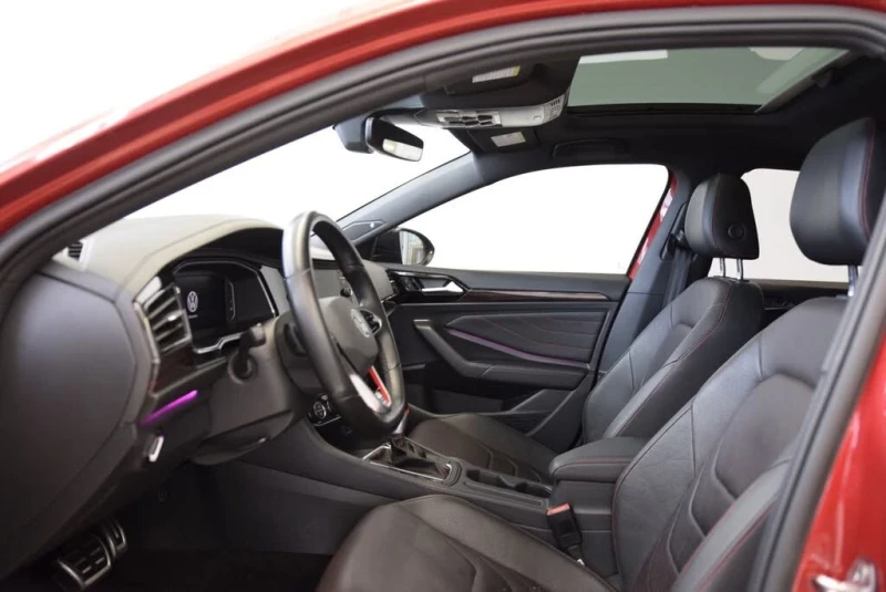 VW Jetta Jetta GLI 1.5T Autobahn* АвтоКредит* (ЦЕНА ДО БГ), снимка 6 - Автомобили и джипове - 53343944