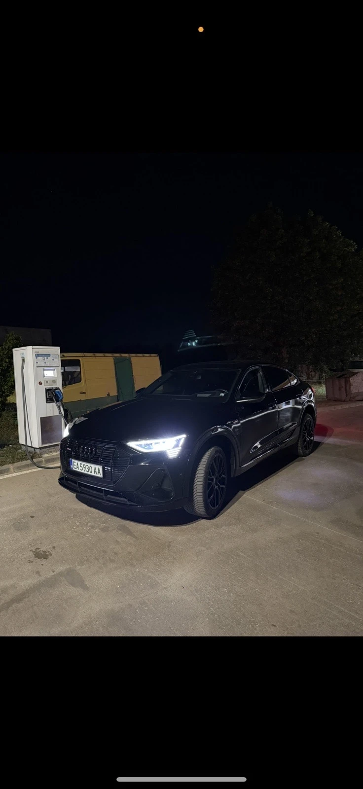 Audi E-Tron Sportback 3x S Line, Black Edition  - изображение 4