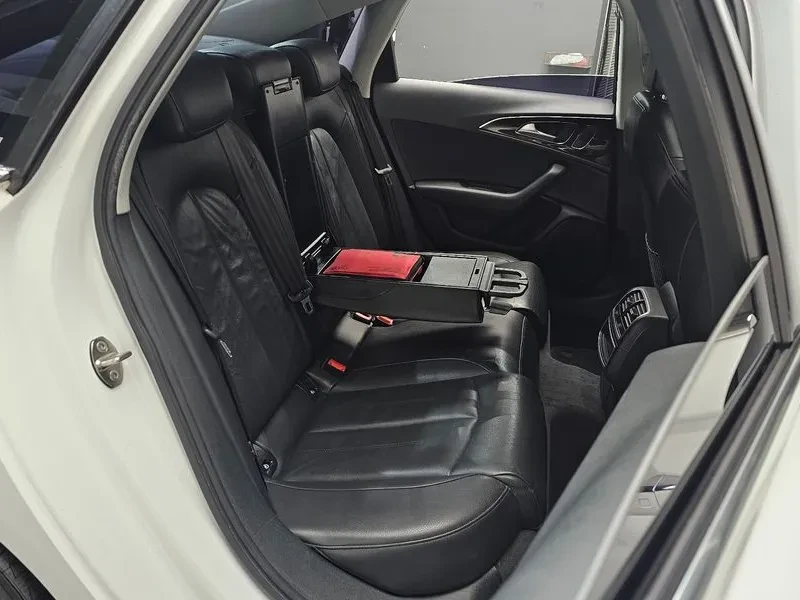 Audi A6 2.0 Tdi C7, снимка 12 - Автомобили и джипове - 53269106