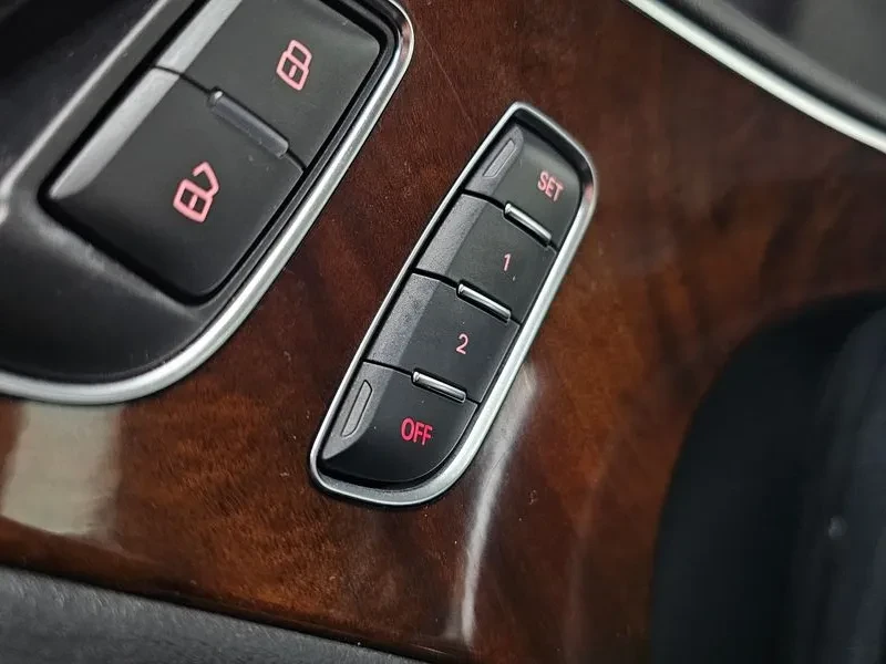 Audi A6 2.0 Tdi C7, снимка 17 - Автомобили и джипове - 53269106