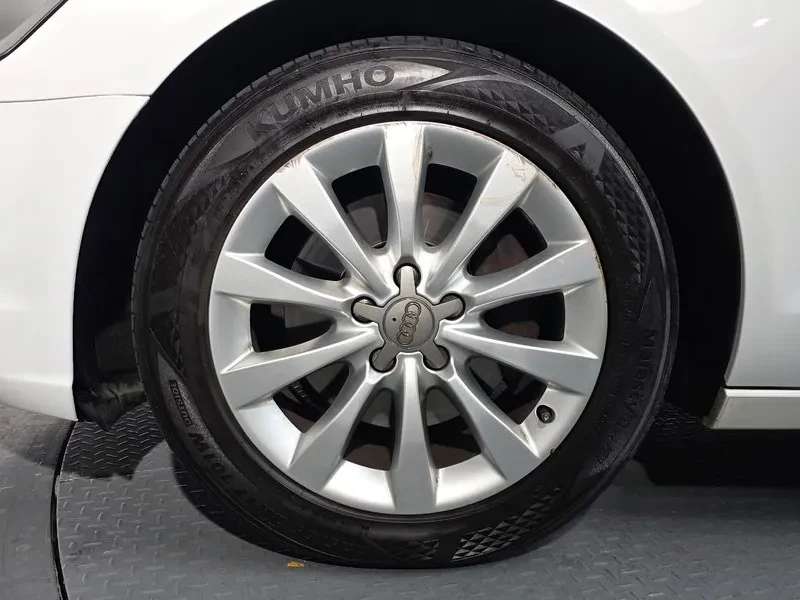 Audi A6 2.0 Tdi C7 - изображение 5