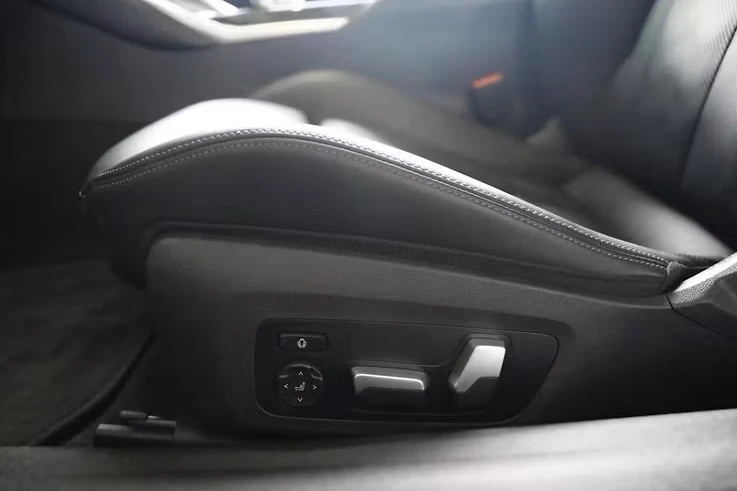 BMW M4 Competition M xDrive, снимка 6 - Автомобили и джипове - 54113874