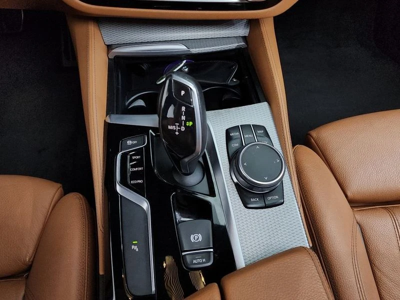 BMW 520 520d M Sport package| 190к.с.| ВКЛ.ТЕХНОТЕСТ, снимка 9 - Автомобили и джипове - 55217455