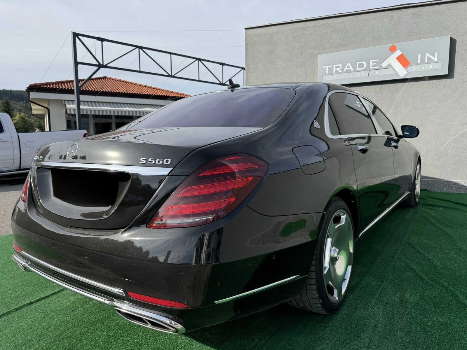 Mercedes-Benz S 560 MAYBACH 4MATIC - изображение 4