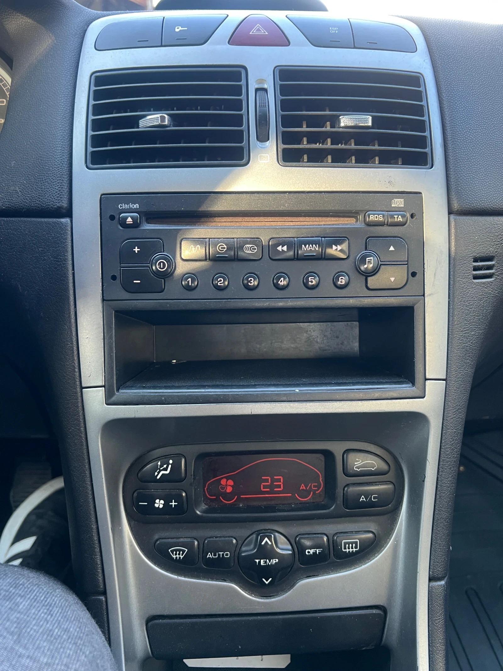 Peugeot 307 2.0HDI - изображение 6