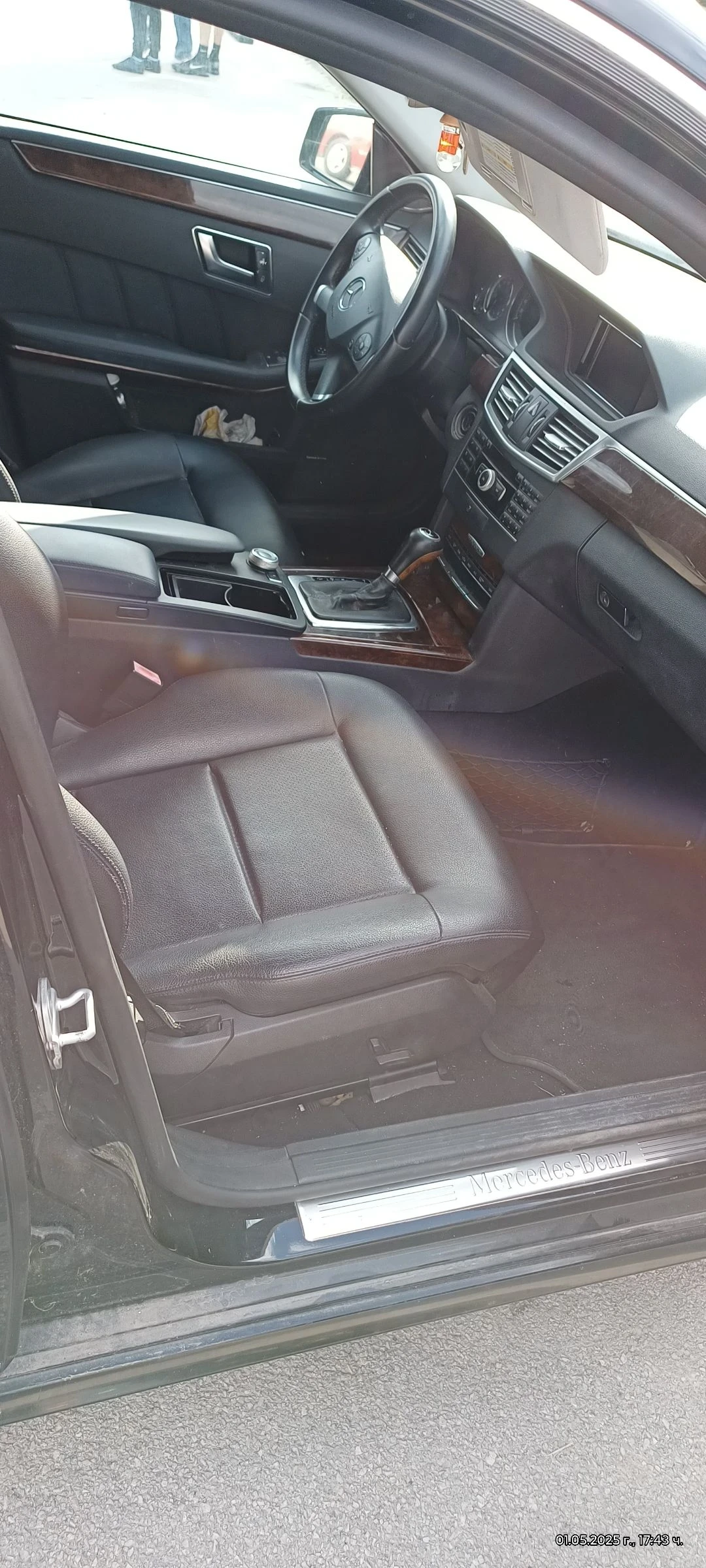Mercedes-Benz E 200 Комби  - изображение 10