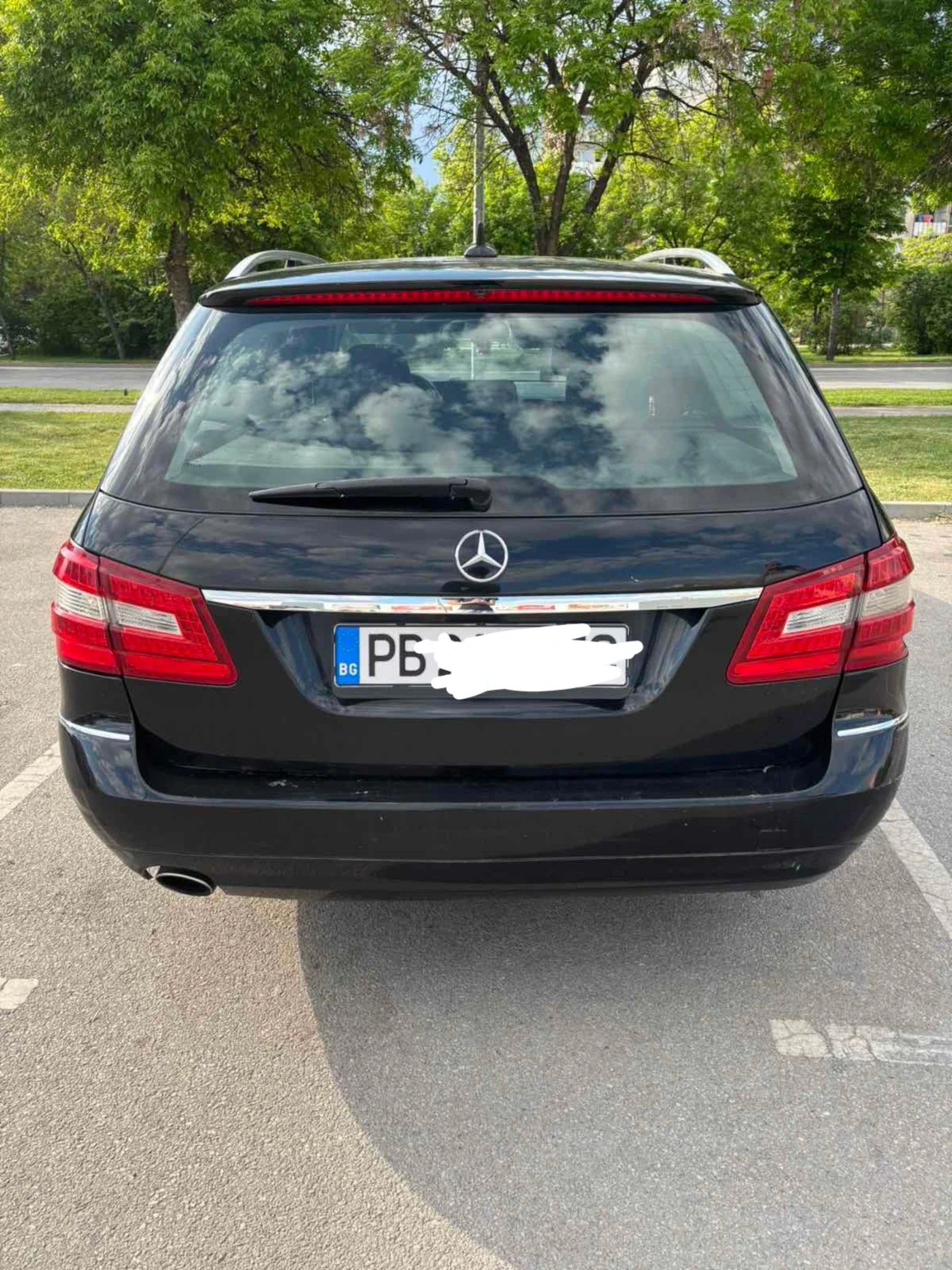 Mercedes-Benz E 200 Комби  - изображение 4