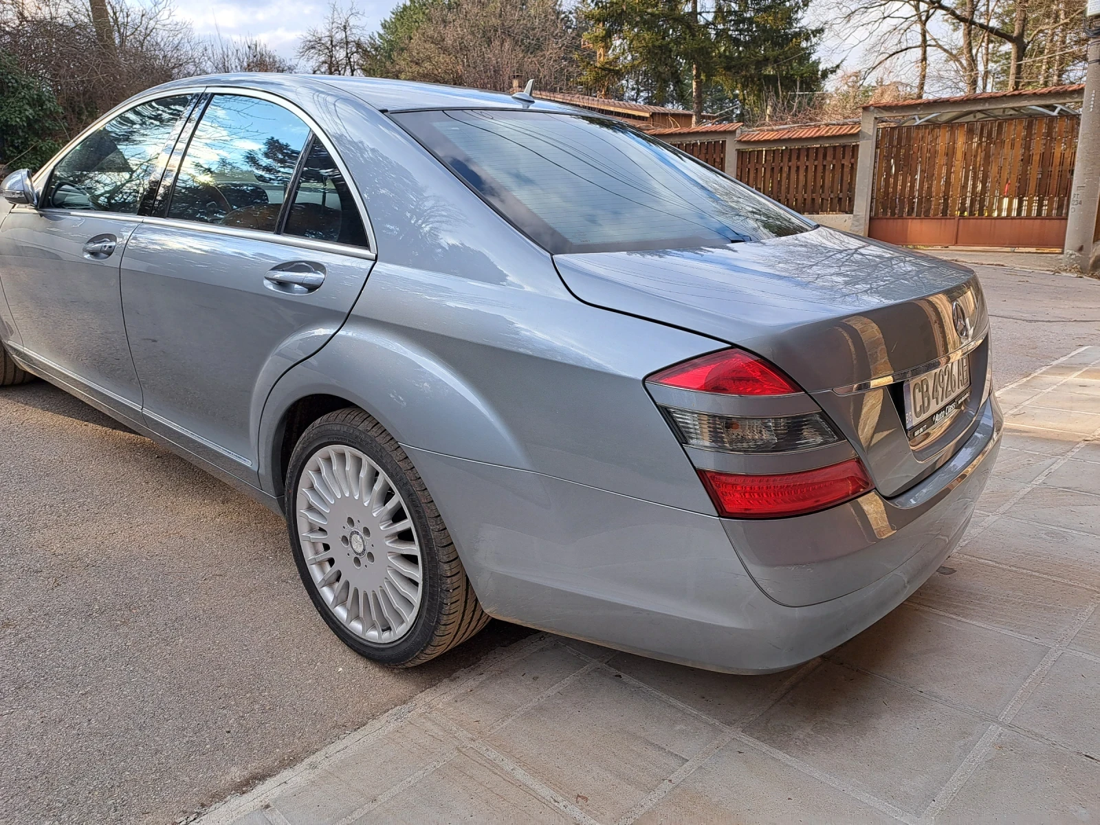 Mercedes-Benz S 320  - изображение 10