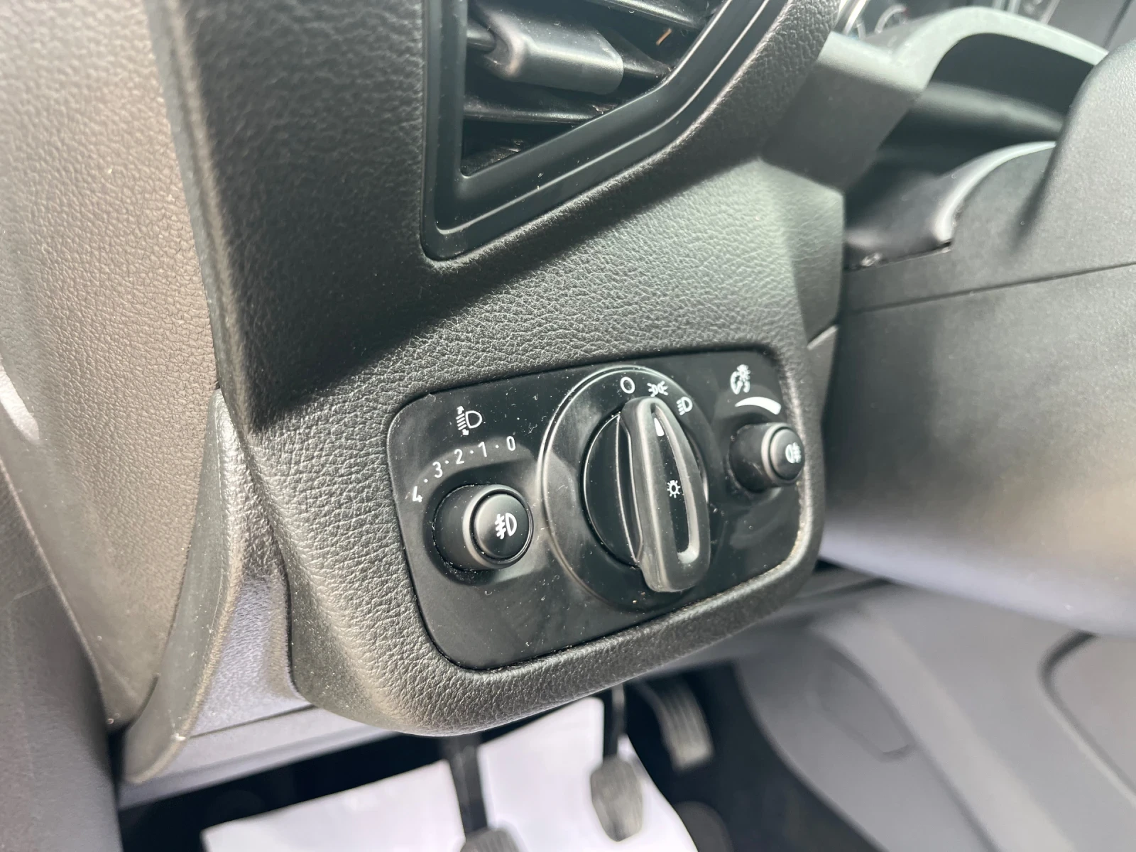 Ford C-max 1.6 бензин газ 120к.с 2015г. | Mobile.bg — изображение 12