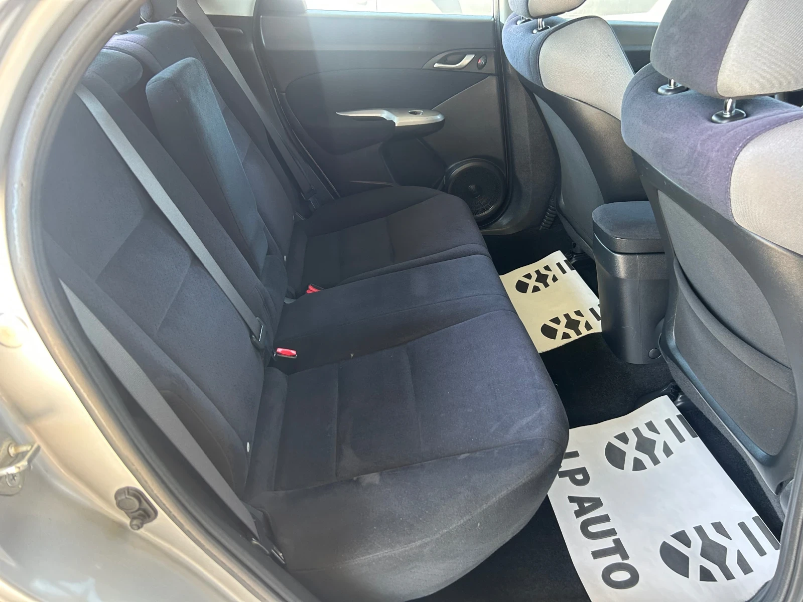 Honda Civic * 1.4i* 83к.с* ГАЗ*  - изображение 10
