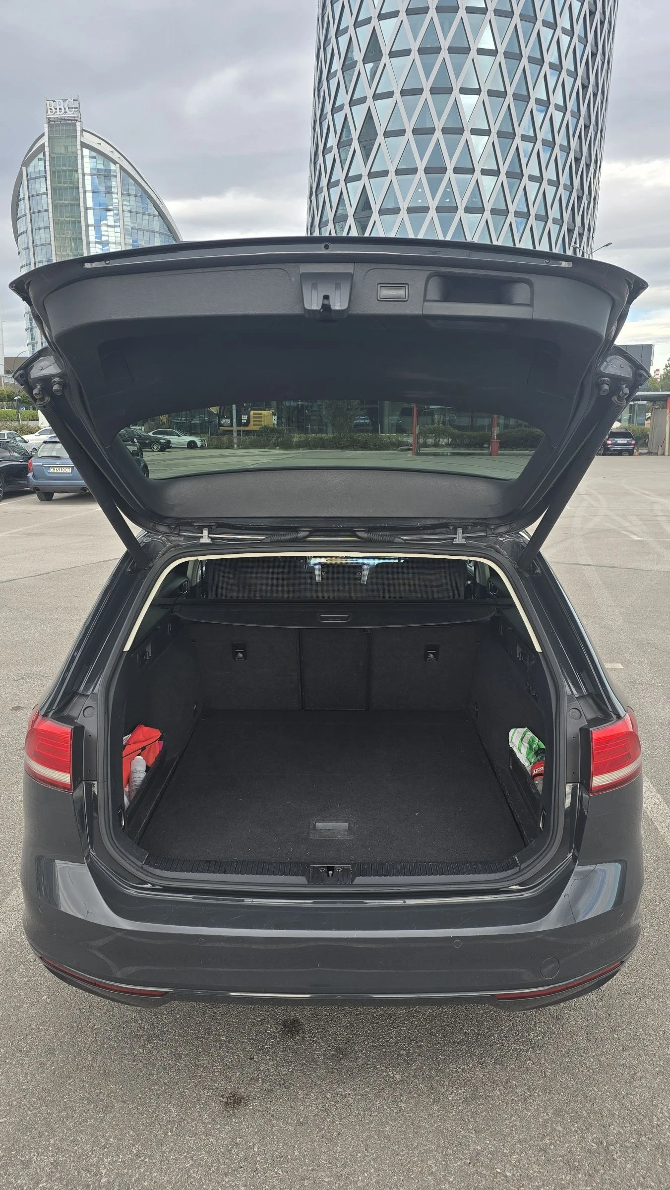 VW Passat 2.0. TDI - изображение 9