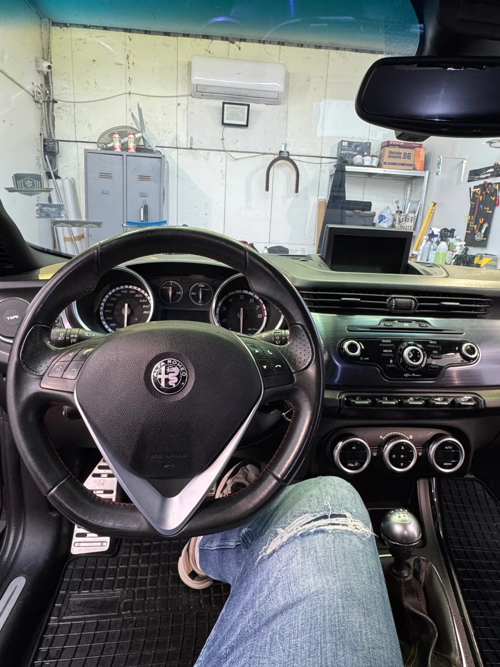 Alfa Romeo Giulietta | Mobile.bg   12