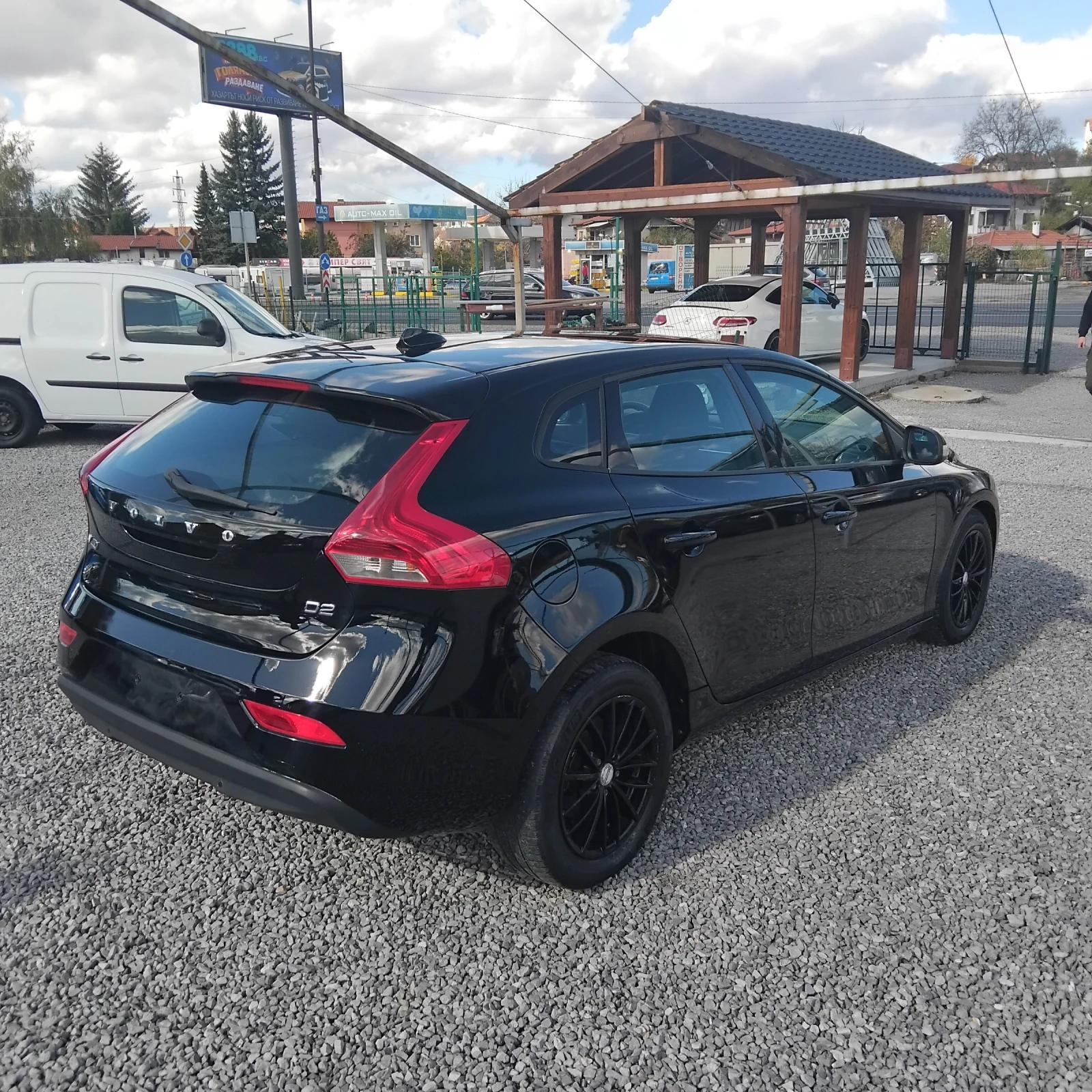 Volvo V40 1.6D - изображение 4