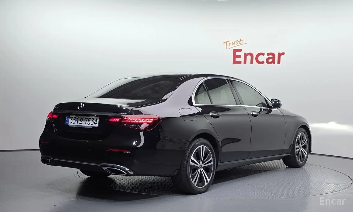 Mercedes-Benz E 250  - изображение 2