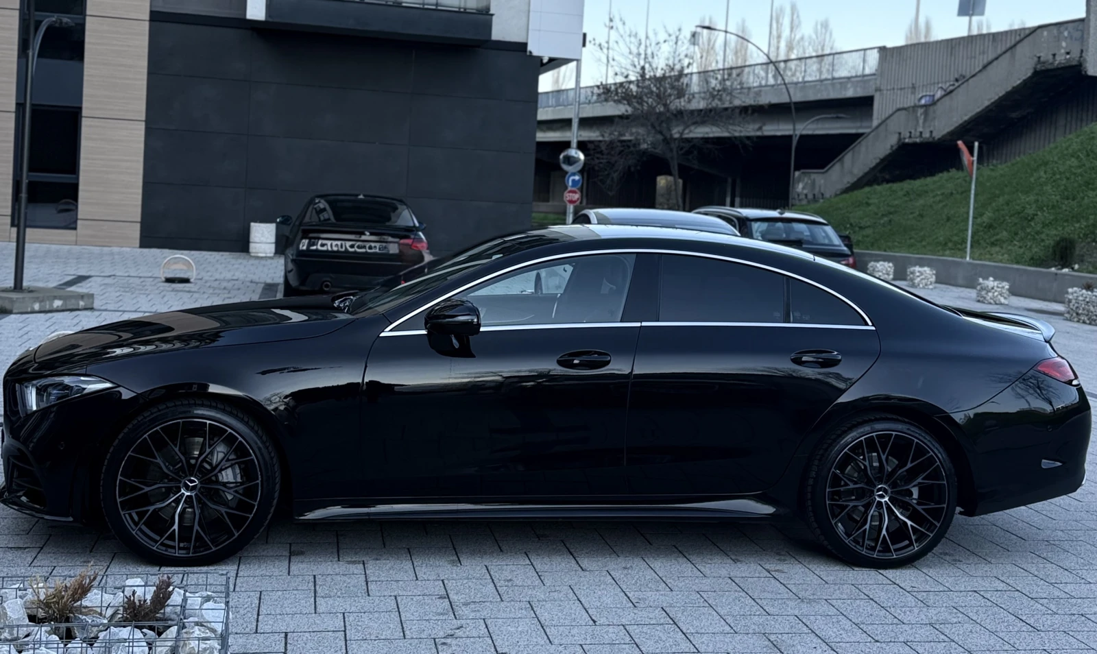 Mercedes-Benz CLS CLS 350 /4MATİC/ AMG / 9 G-tronic - изображение 6