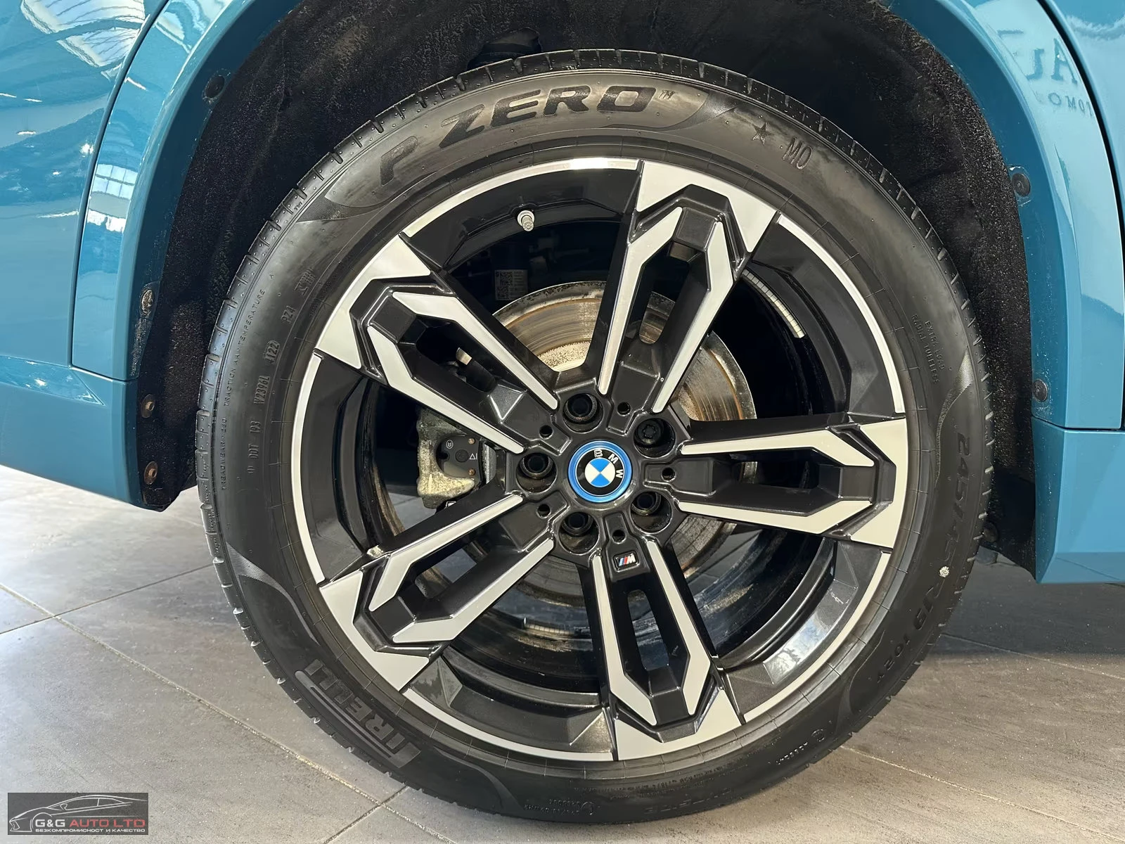 BMW iX1  xDRIVE/313HP/MSPORT/PANO/HUD/19/360/229z/ | Mobile.bg � ����������� 4
