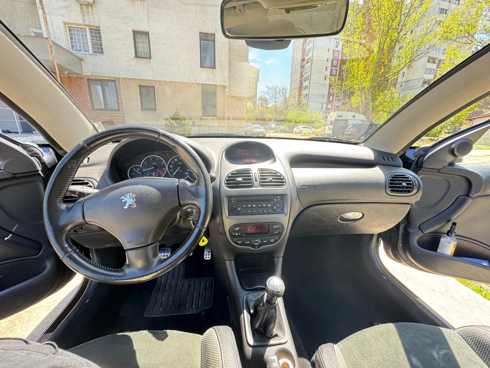 Peugeot 206, снимка 11 - Автомобили и джипове - 54303921